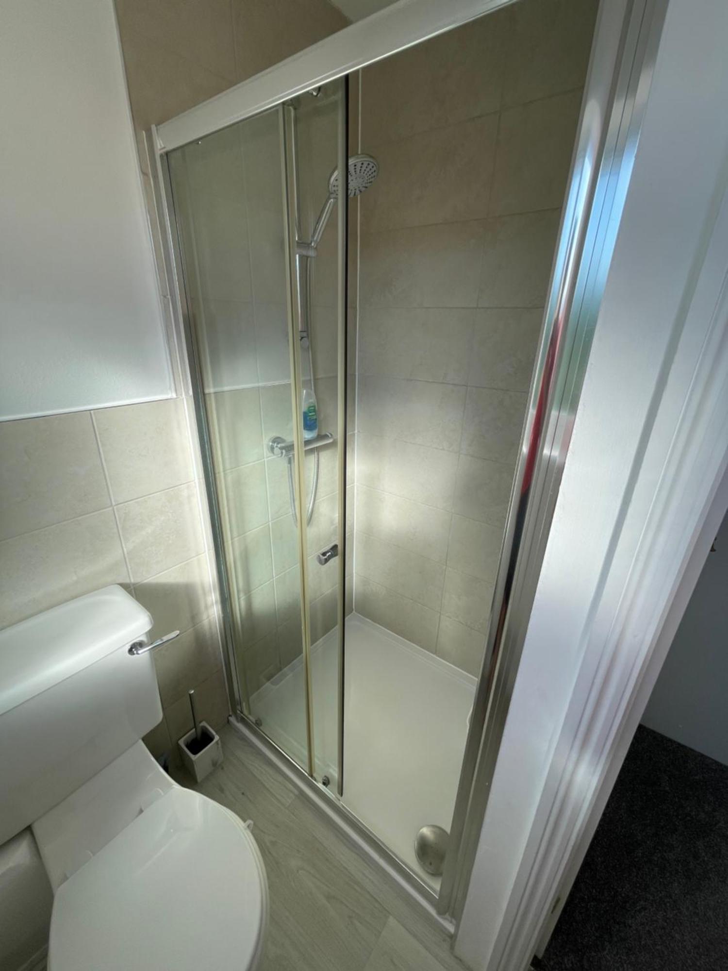 Large 5 Bed Detached House Near Stansted Airport With Parking For 2 Vehicles! Stansted Stays Станстед Маунтфитчет Экстерьер фото
