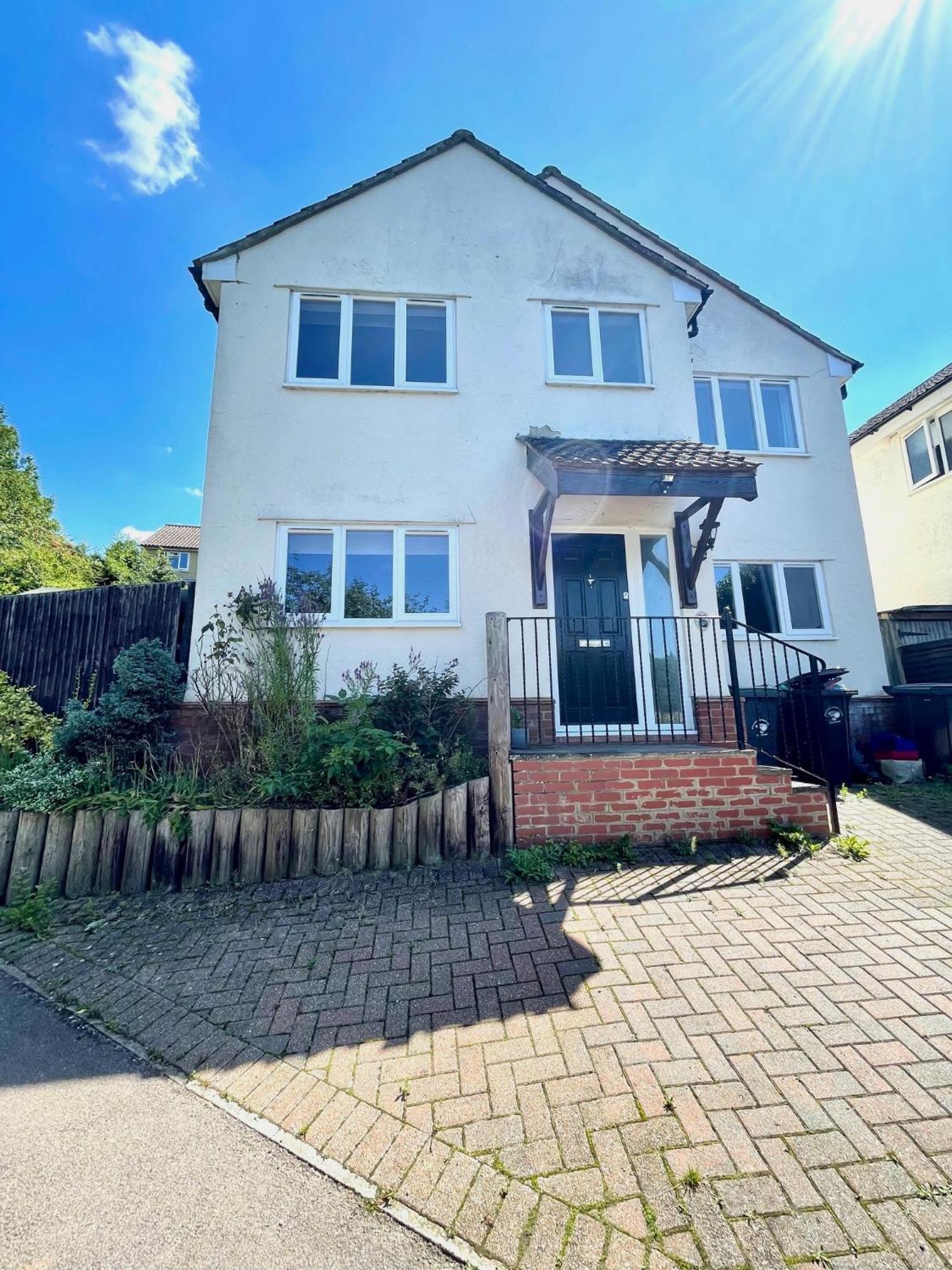 Large 5 Bed Detached House Near Stansted Airport With Parking For 2 Vehicles! Stansted Stays Станстед Маунтфитчет Экстерьер фото